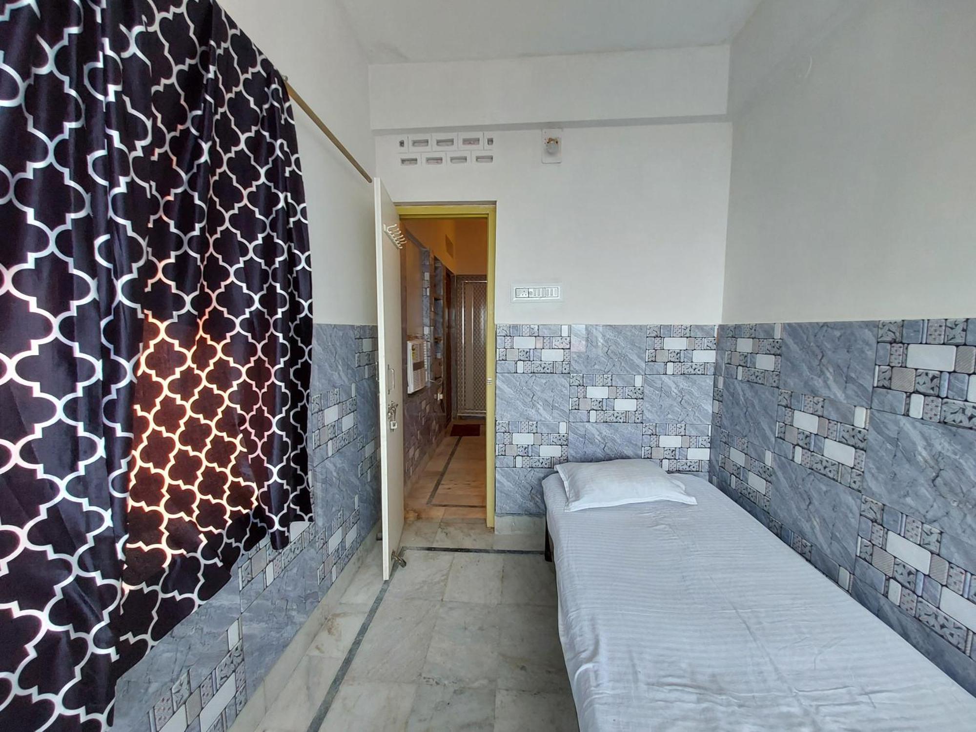 Nirman Beach Homestay Puri Exterior photo